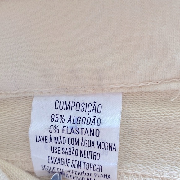 Forma Tan jeans. Very stretchy. Skinny classic 5 pocket. Size 25 (38 on tag)
C - Picture 5 of 11